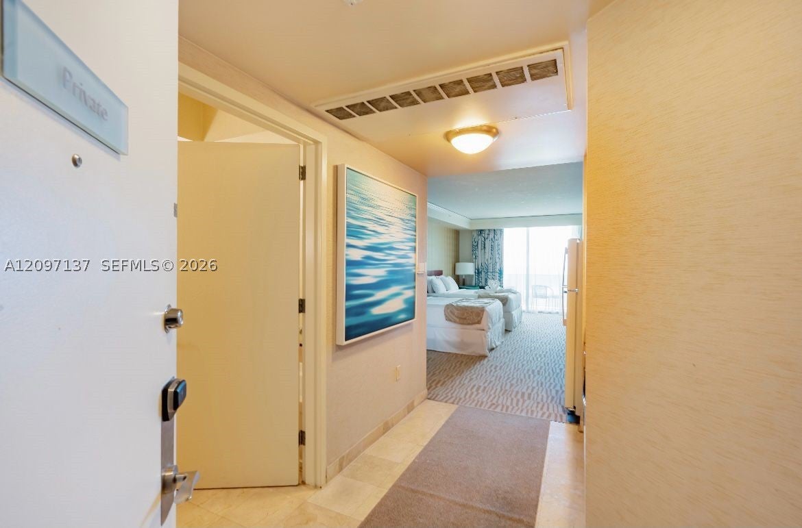18001 Collins Ave 512, Sunny Isles Beach, FL, 33160/$225,000 2 18001 Collins Ave 512