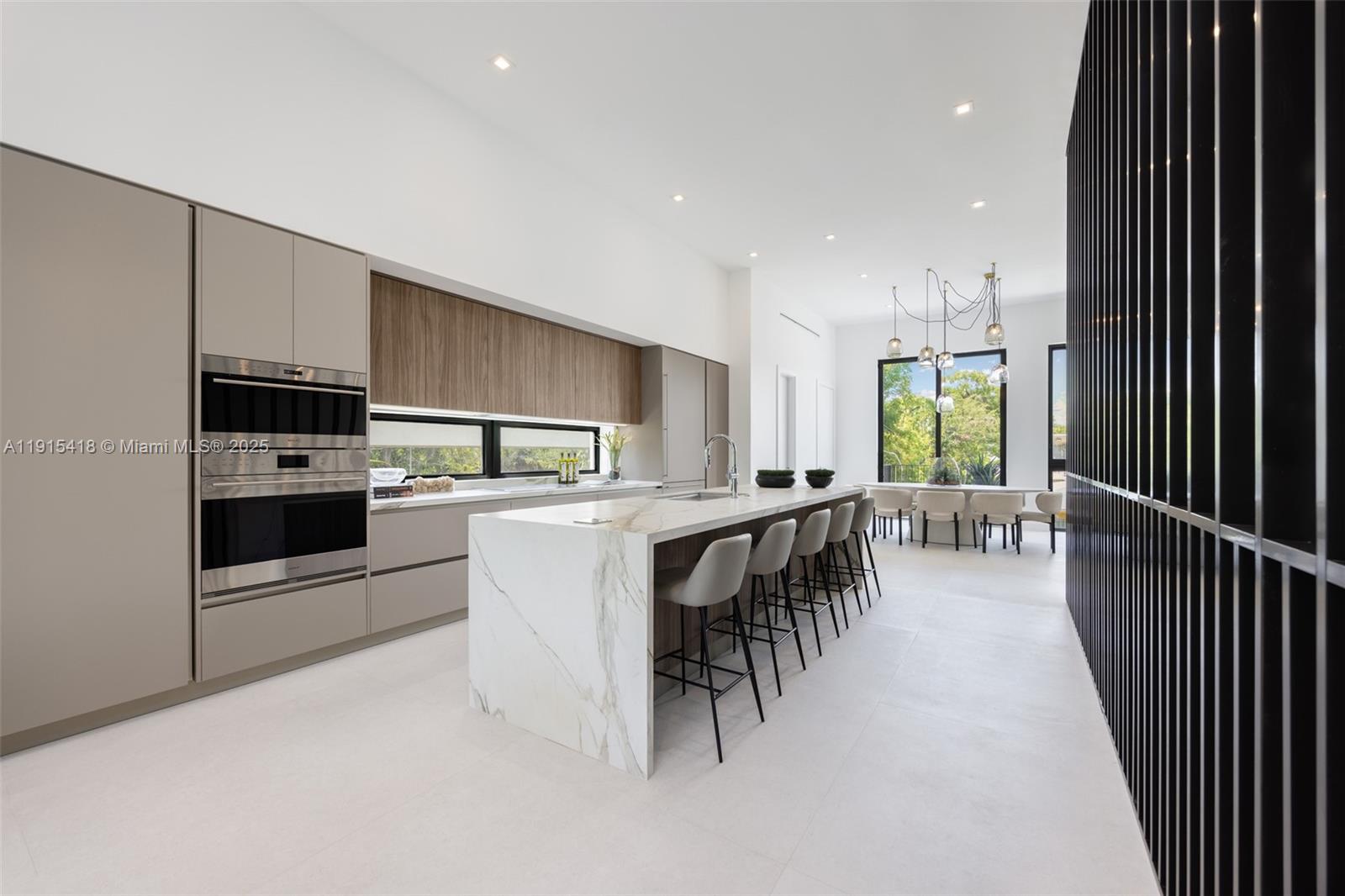 THE ROADS TOWNHOMES - Residential