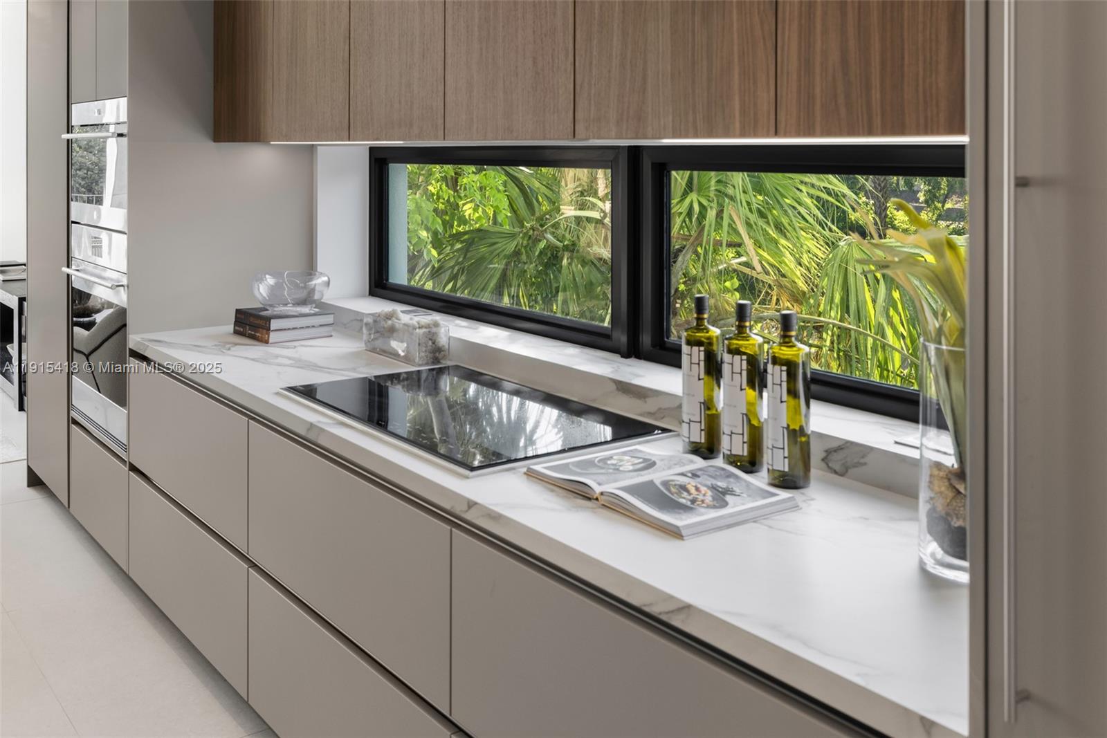 THE ROADS TOWNHOMES - Residential