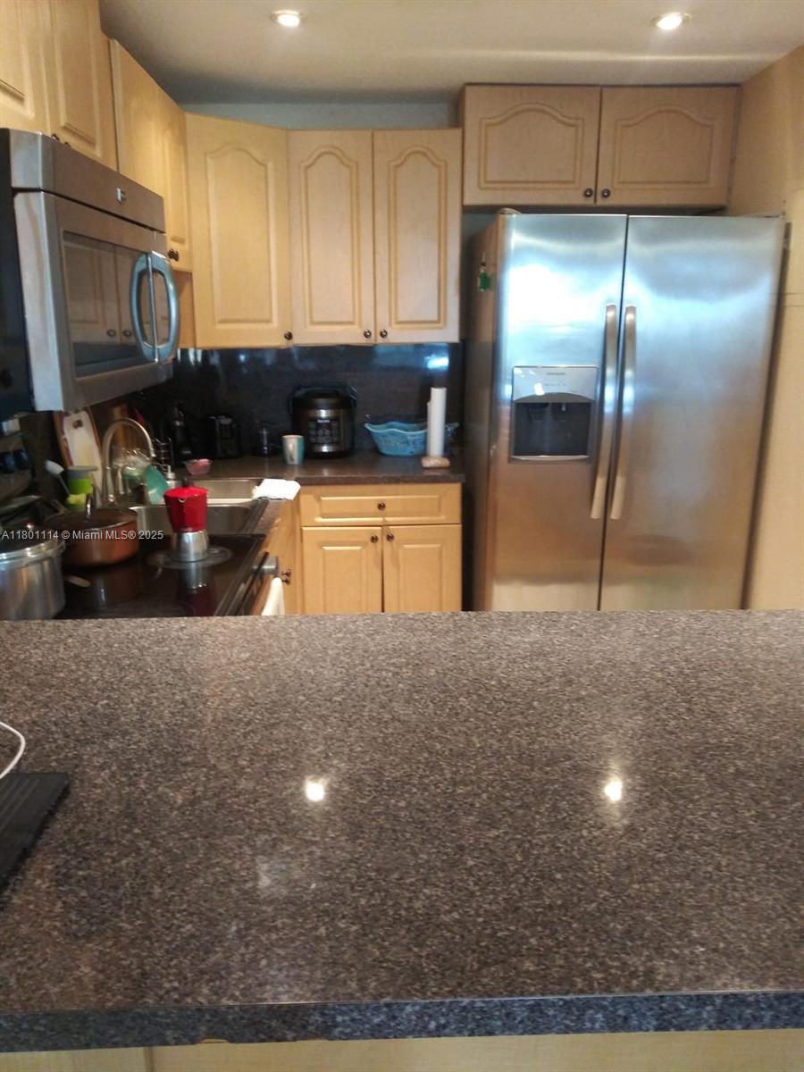 Rental Property at 6095 W 19th Ave 407, Hialeah, Miami-Dade County, Florida - Bedrooms: 2 
Bathrooms: 2  - $2,250 MO.