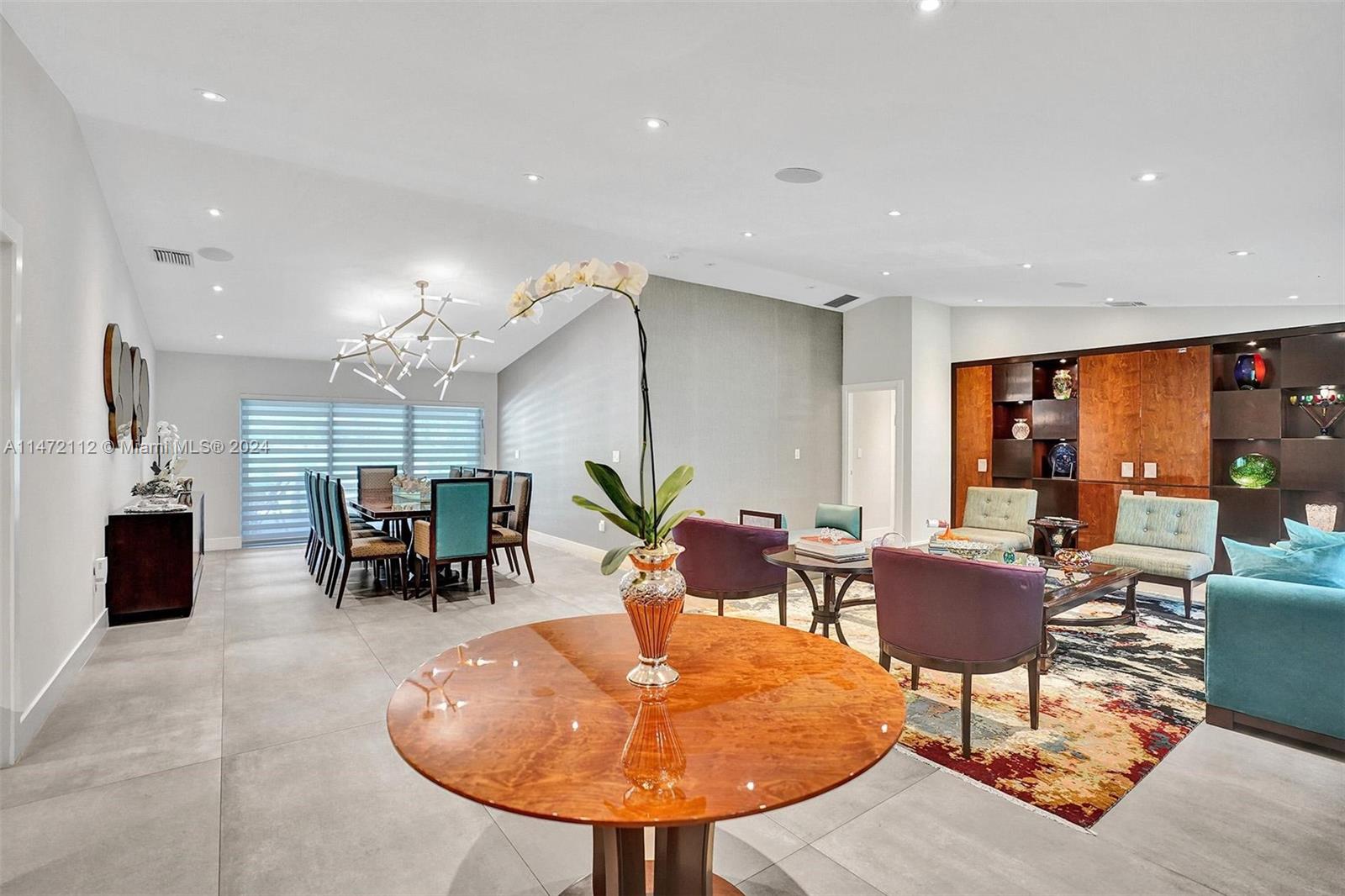 SKY LAKE ENCHANTED GARDEN - Residential