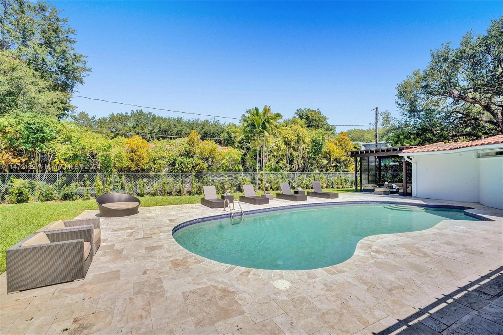 SKY LAKE ENCHANTED GARDEN - Residential