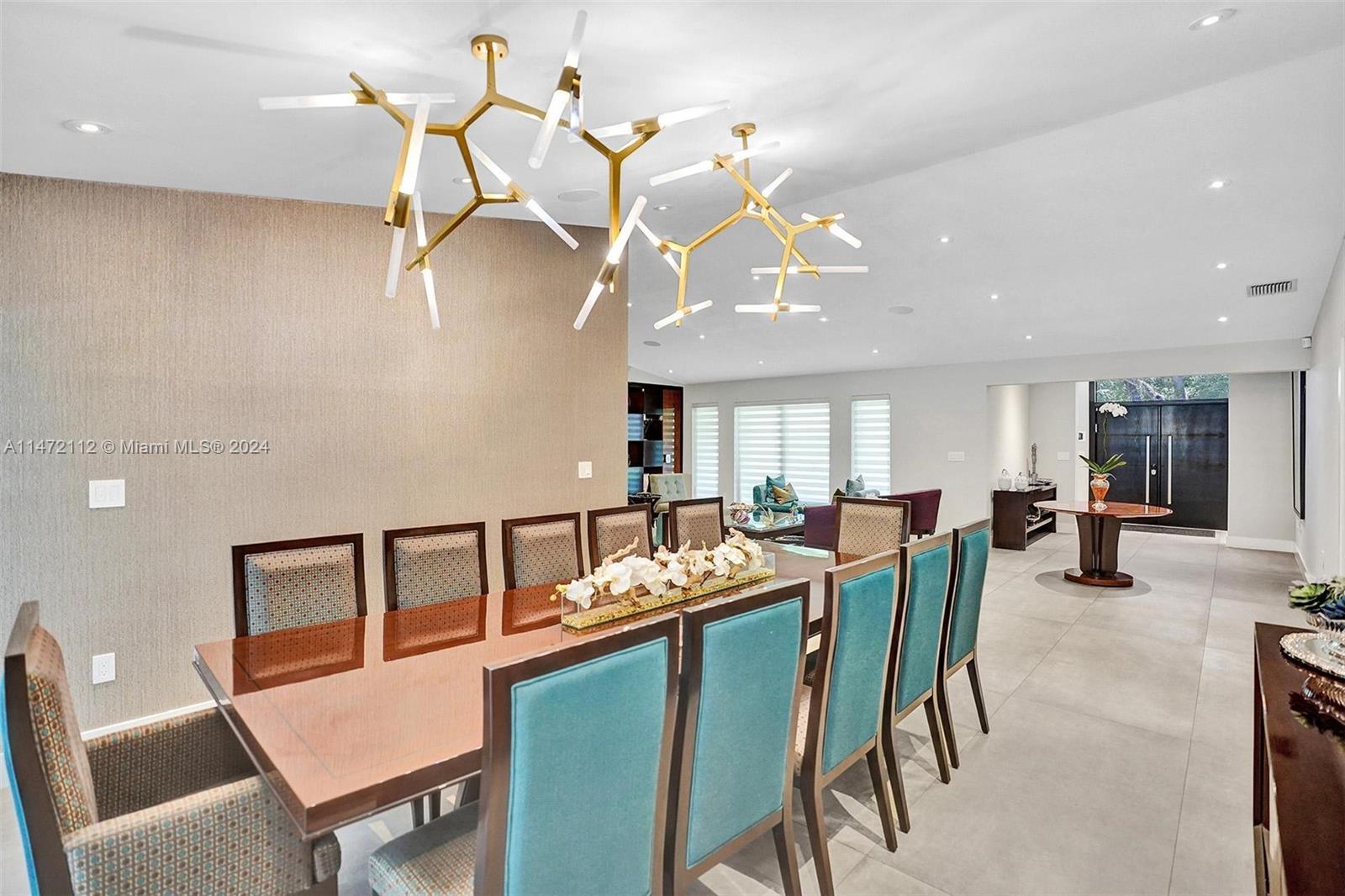 SKY LAKE ENCHANTED GARDEN - Residential