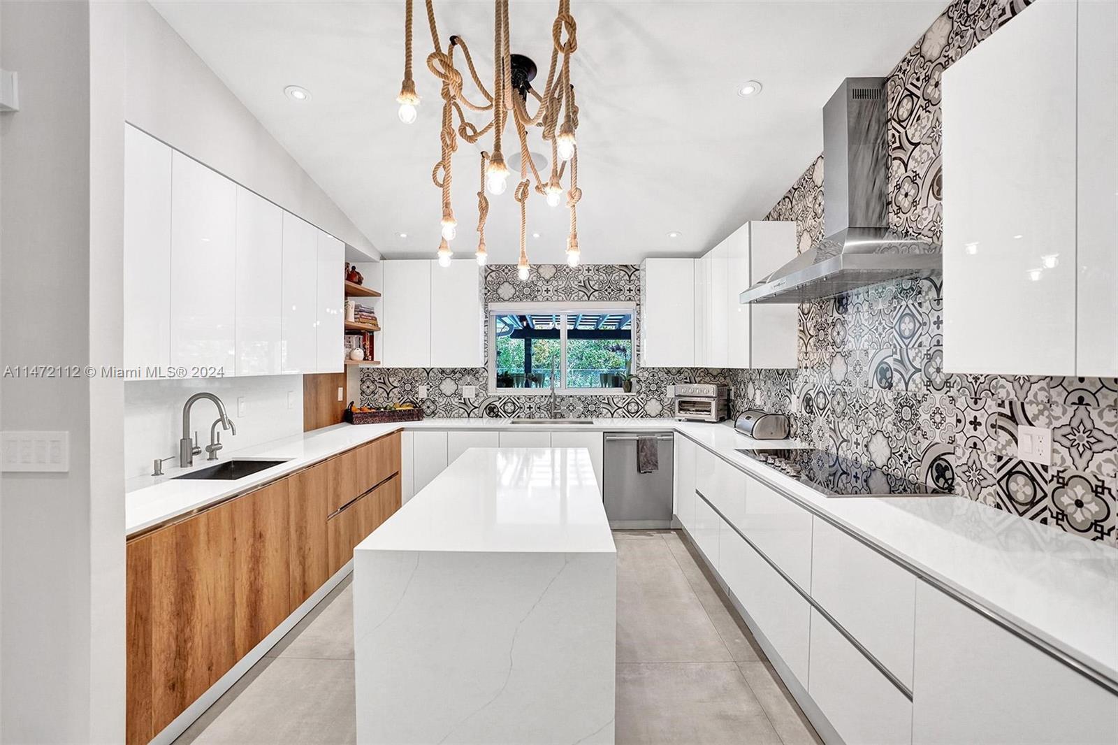 SKY LAKE ENCHANTED GARDEN - Residential