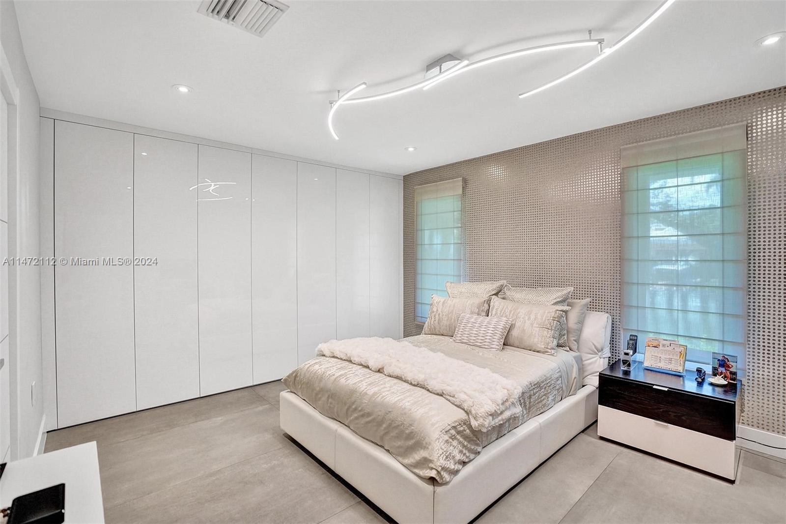 SKY LAKE ENCHANTED GARDEN - Residential