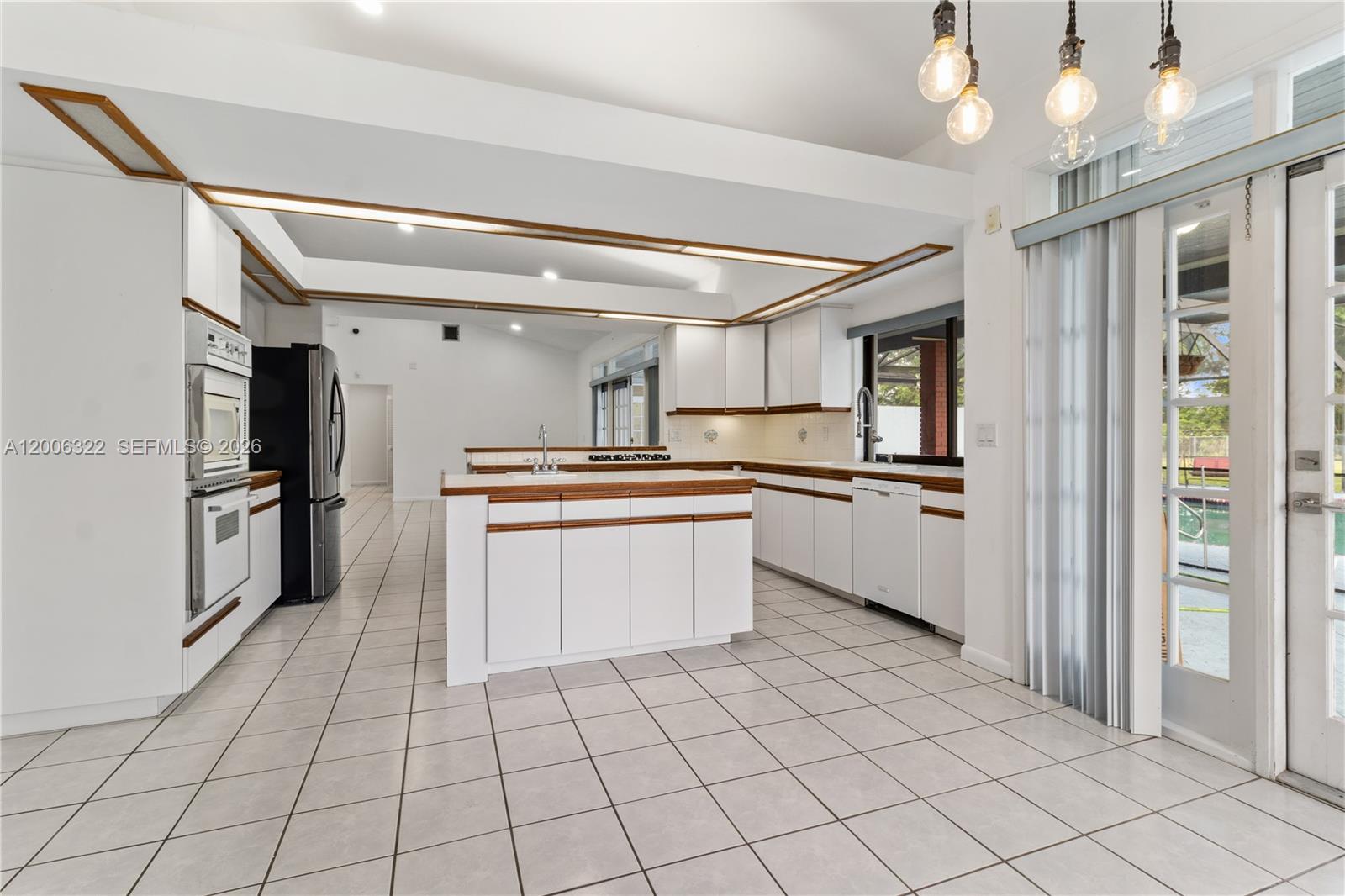 SILVER PALM CITY - Residential