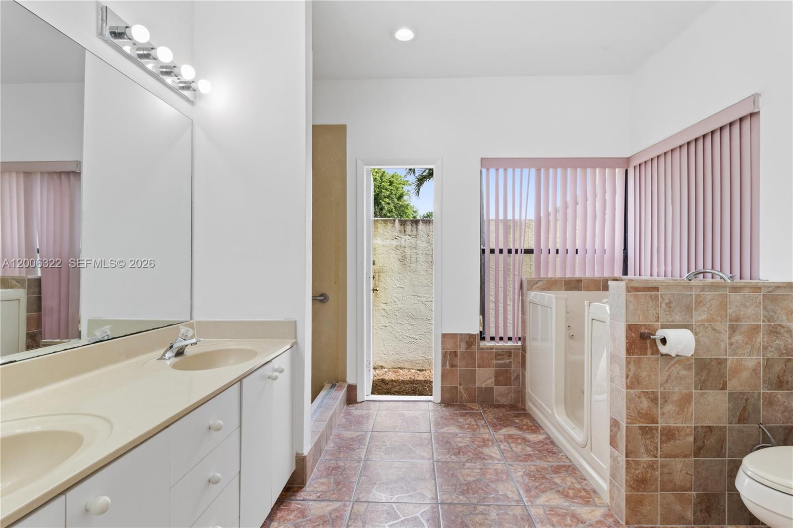 SILVER PALM CITY - Residential