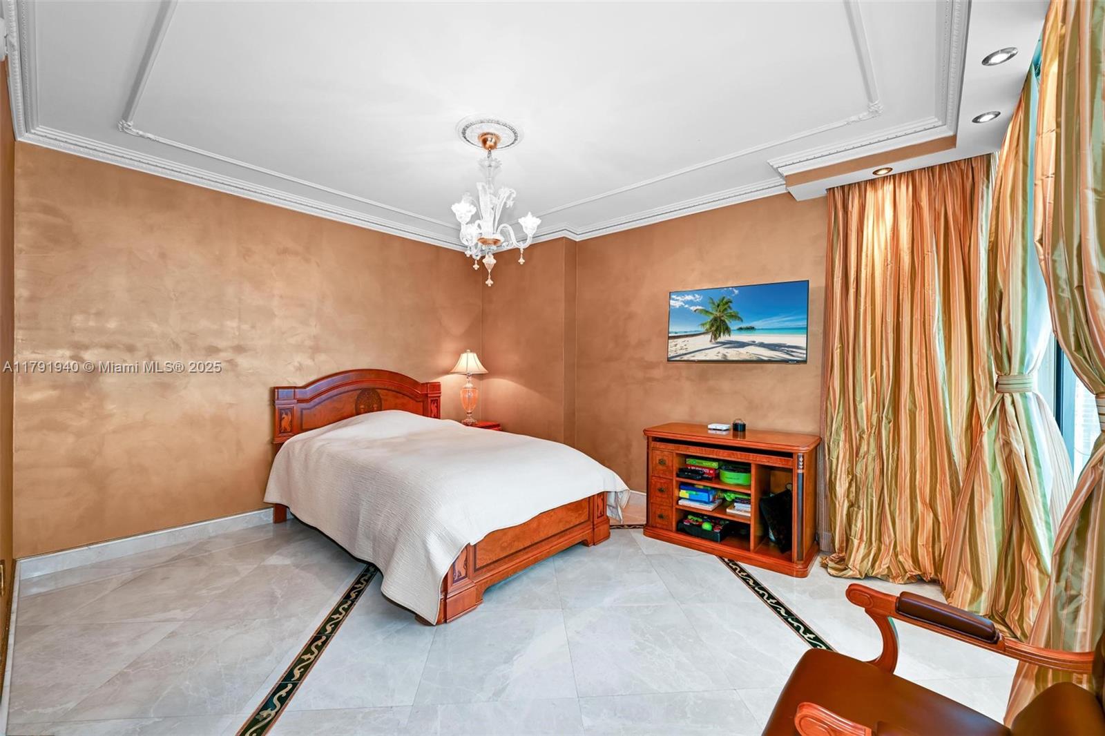 BEACH CLUB THREE CONDO - Residential Lease