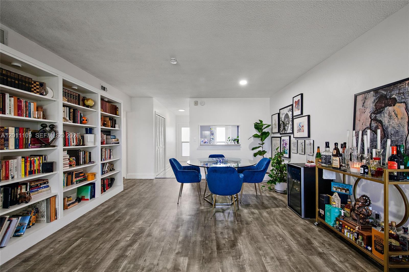 1100 SW 12th St 300