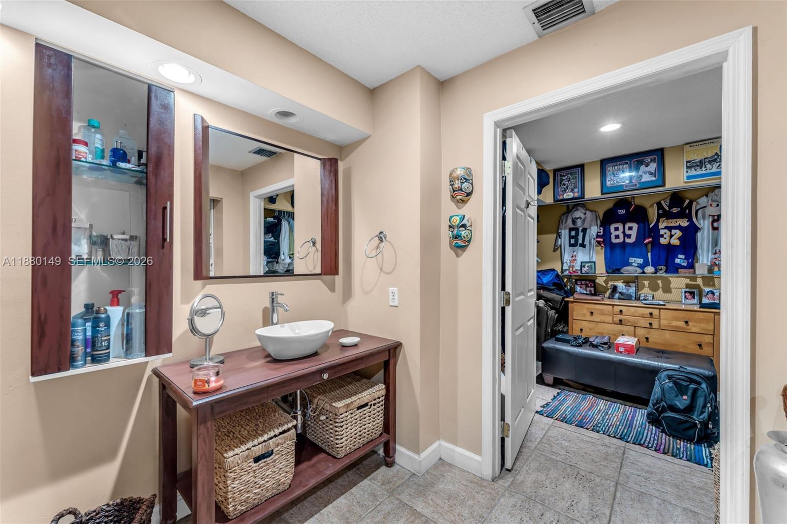 LAKES OF THE MEADOW SEC 2 - Residential