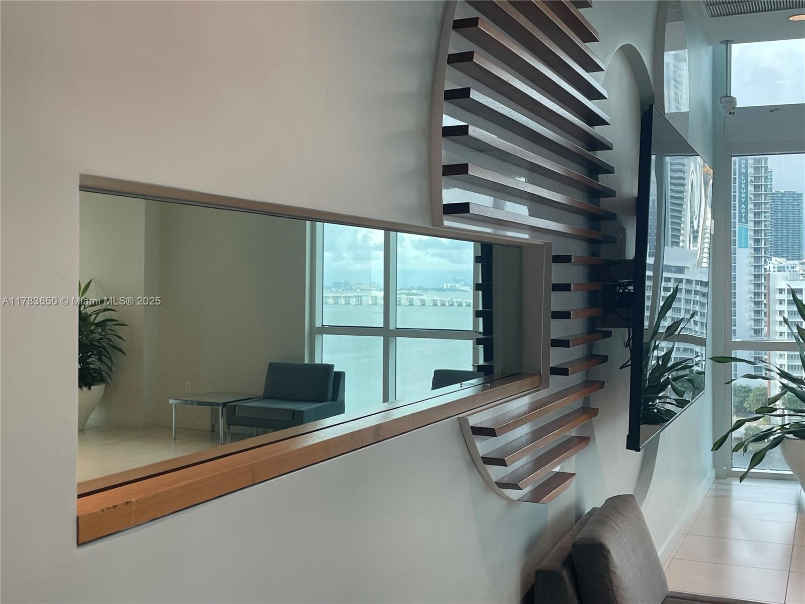 QUANTUM ON THE BAY CONDO - Residential