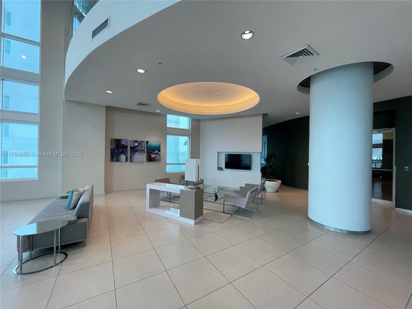 QUANTUM ON THE BAY CONDO - Residential