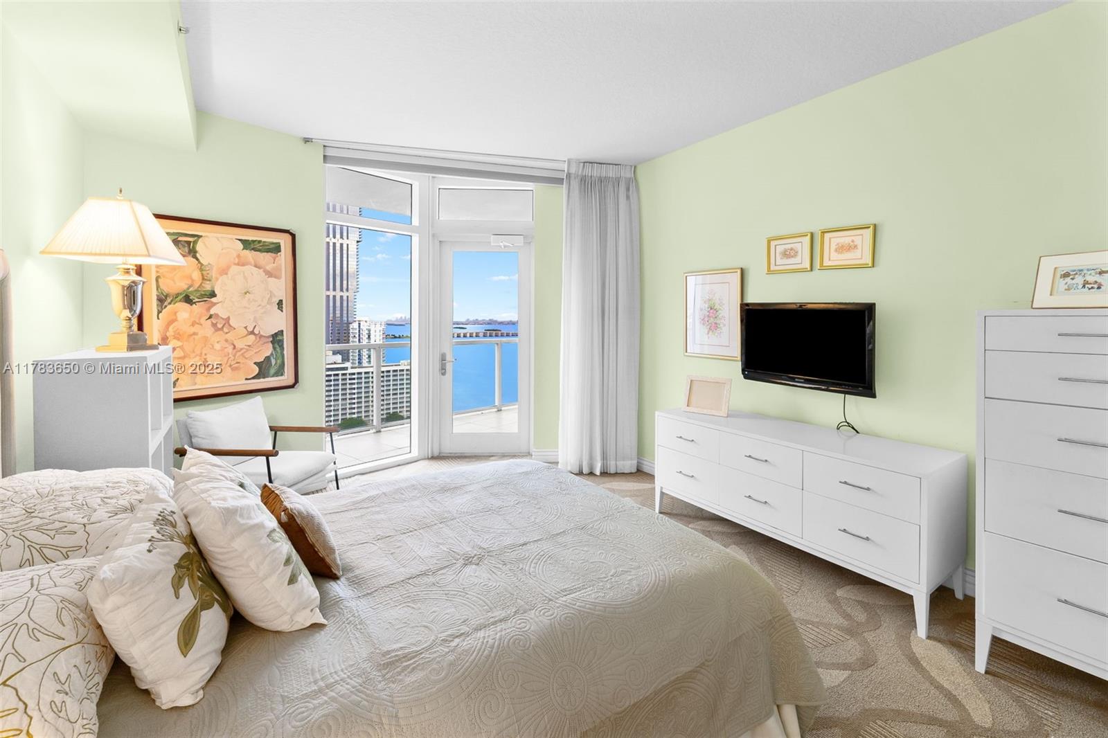 QUANTUM ON THE BAY CONDO - Residential