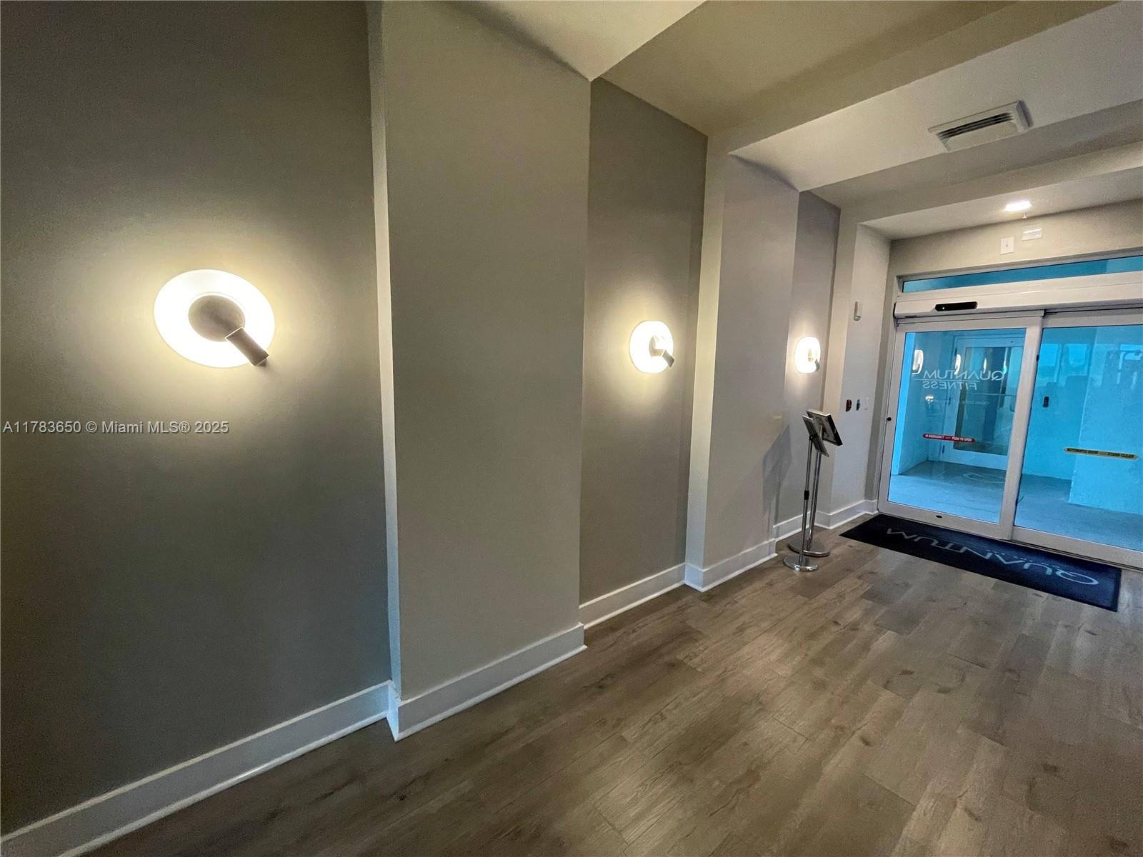 QUANTUM ON THE BAY CONDO - Residential