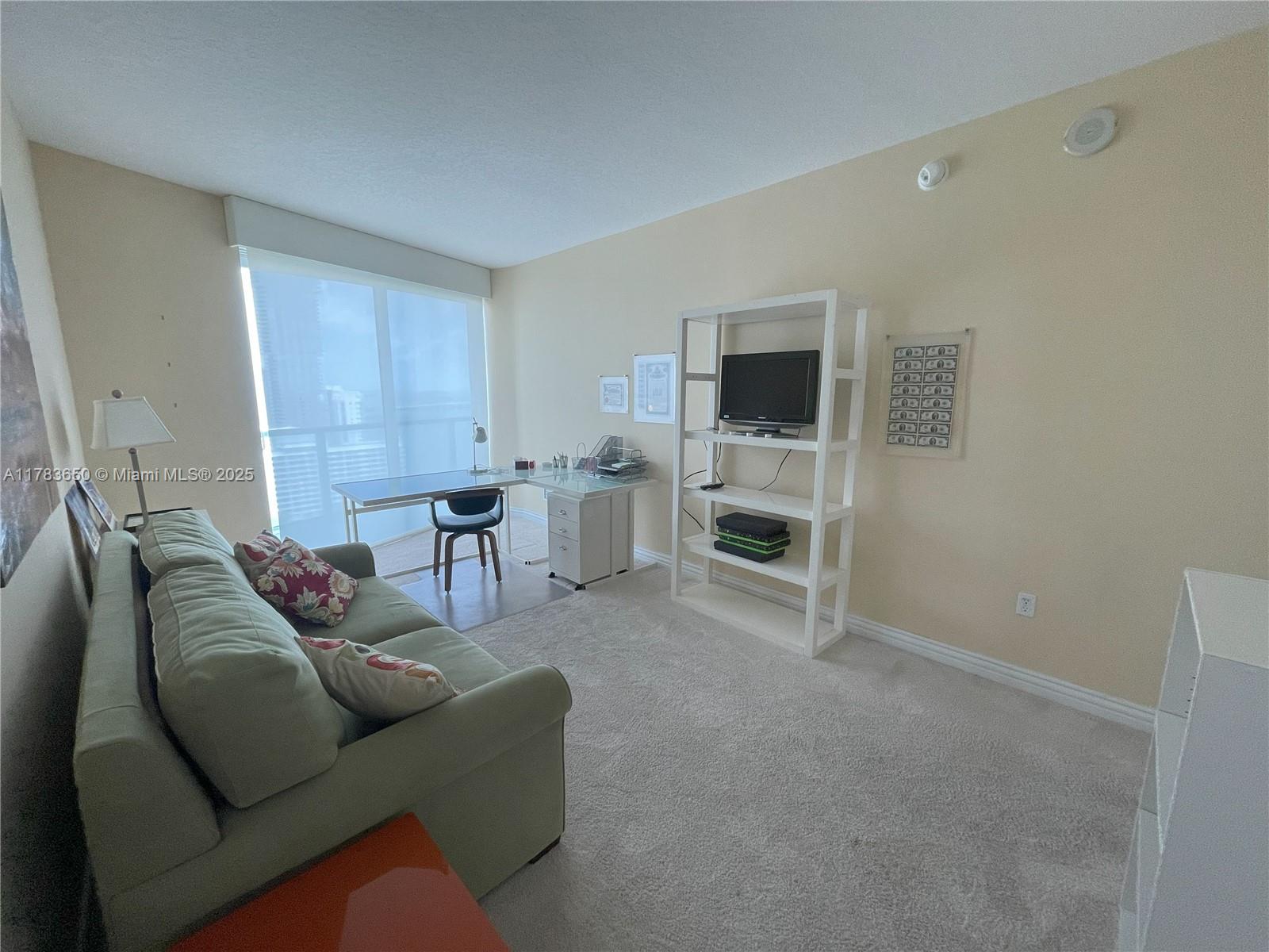 QUANTUM ON THE BAY CONDO - Residential