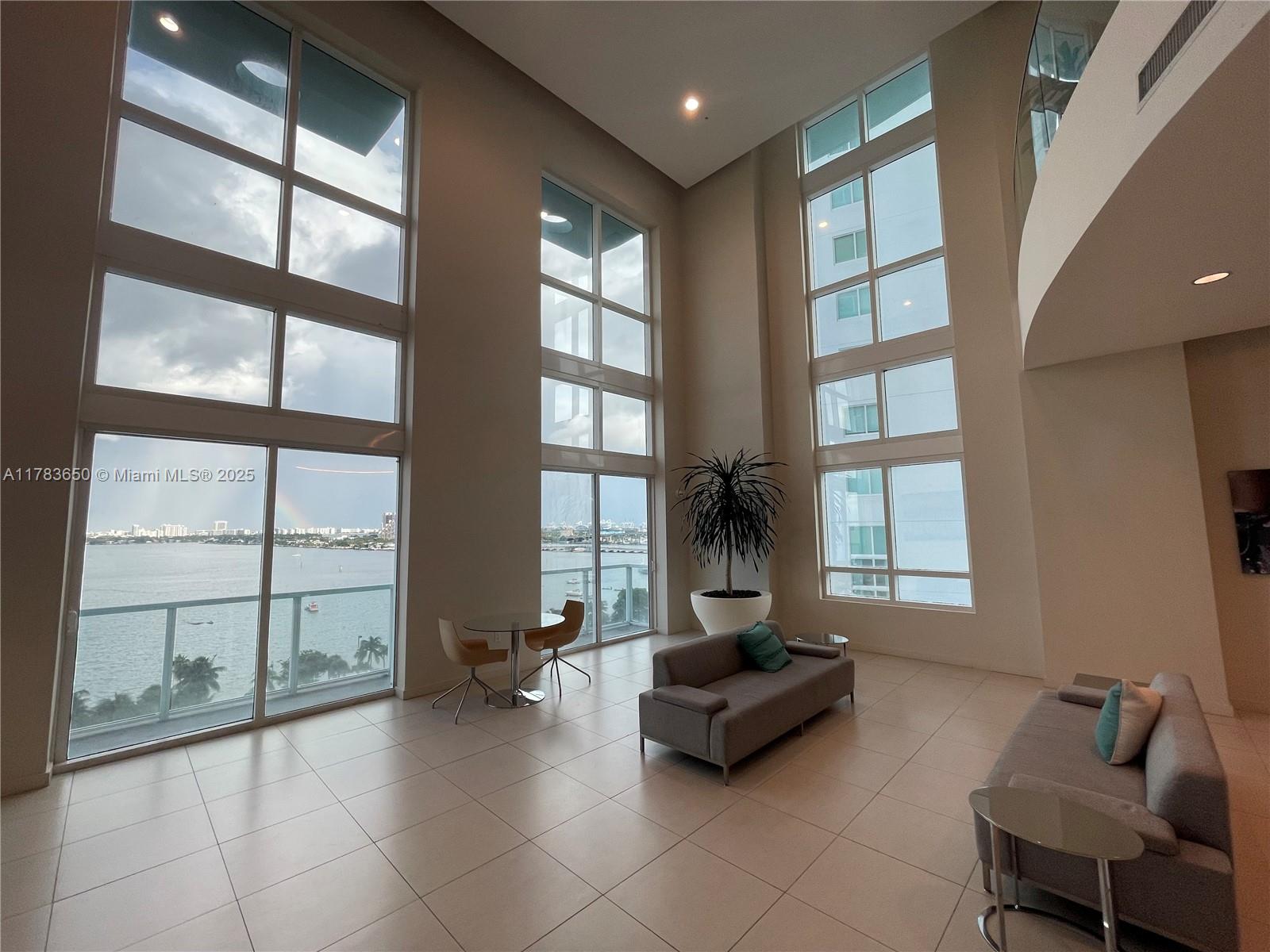 QUANTUM ON THE BAY CONDO - Residential