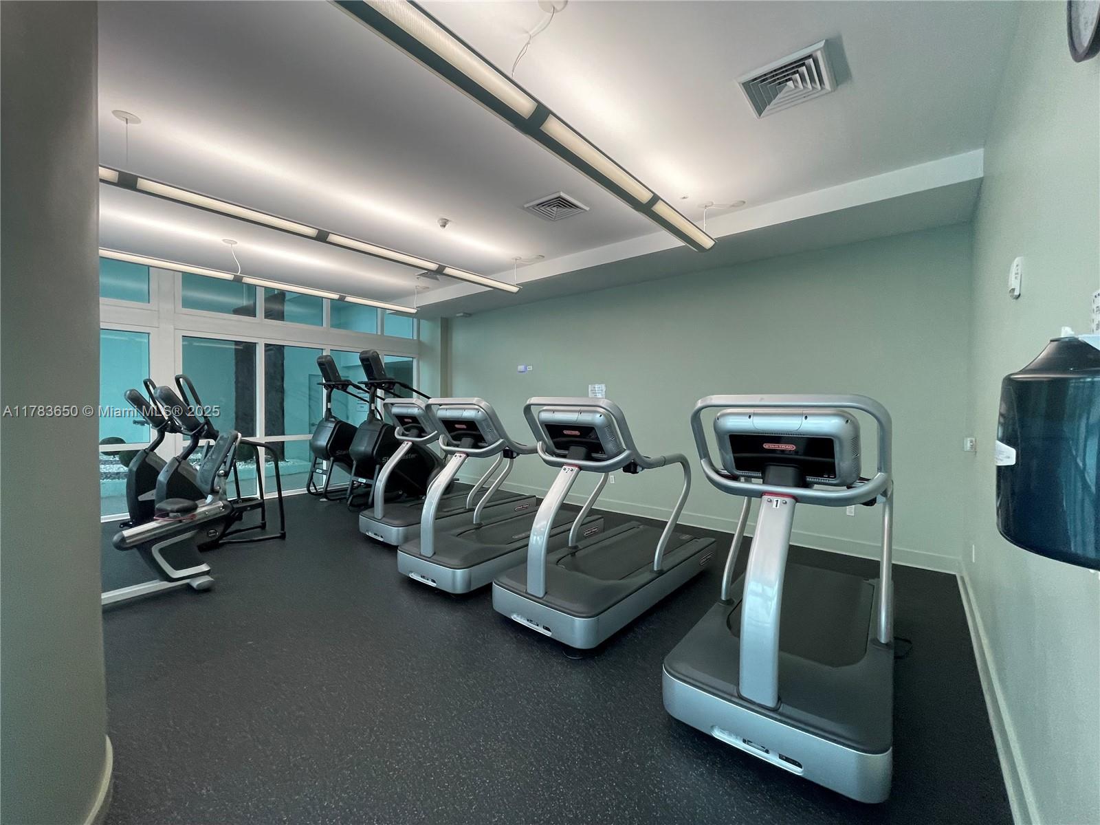 QUANTUM ON THE BAY CONDO - Residential