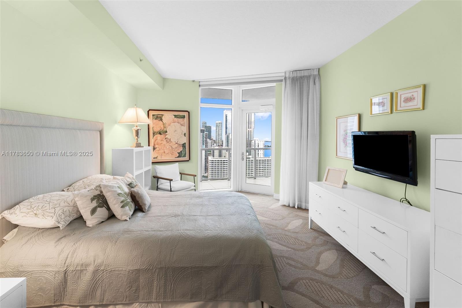 QUANTUM ON THE BAY CONDO - Residential