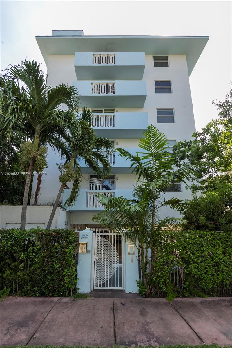 301 Jefferson Ave 4E