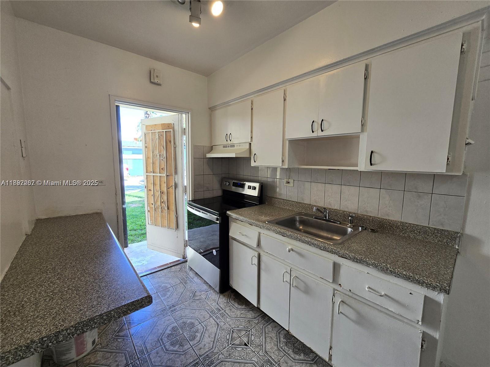 PRESTIGE APTS INC CO-OP - Residential