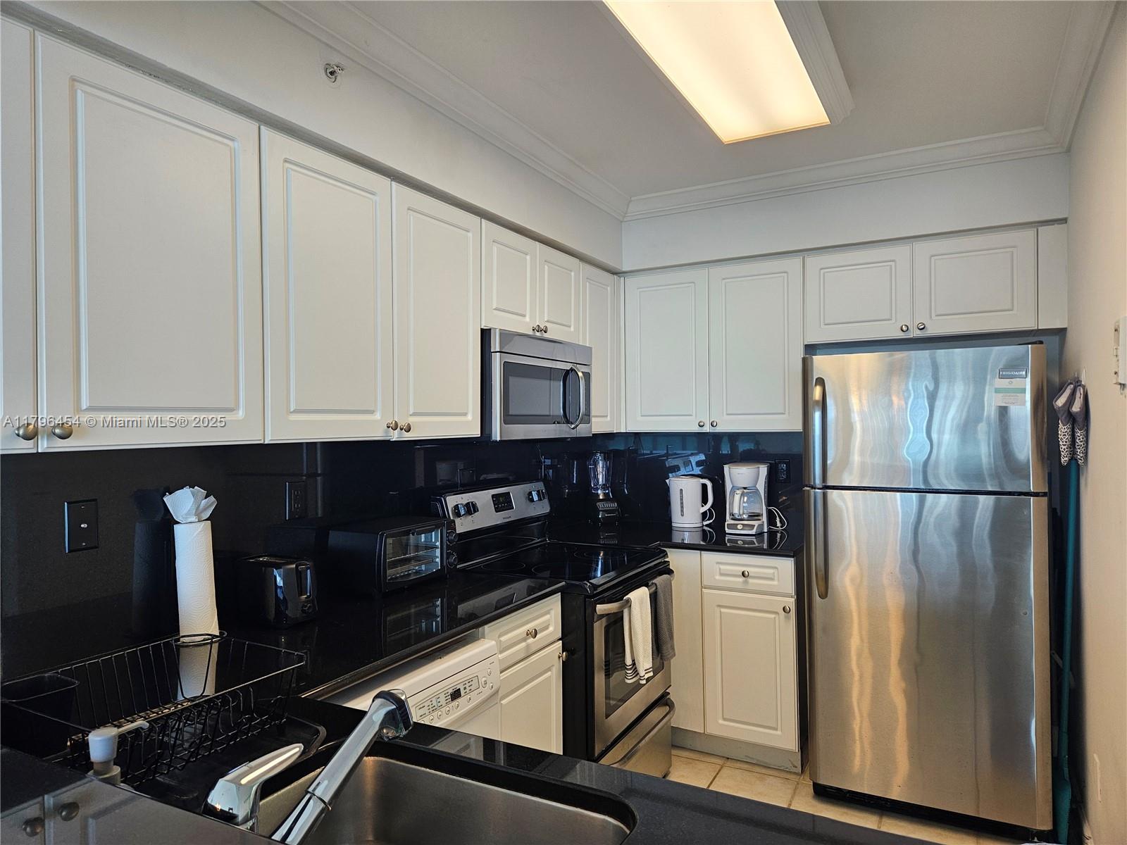 2501 S Ocean Dr 612