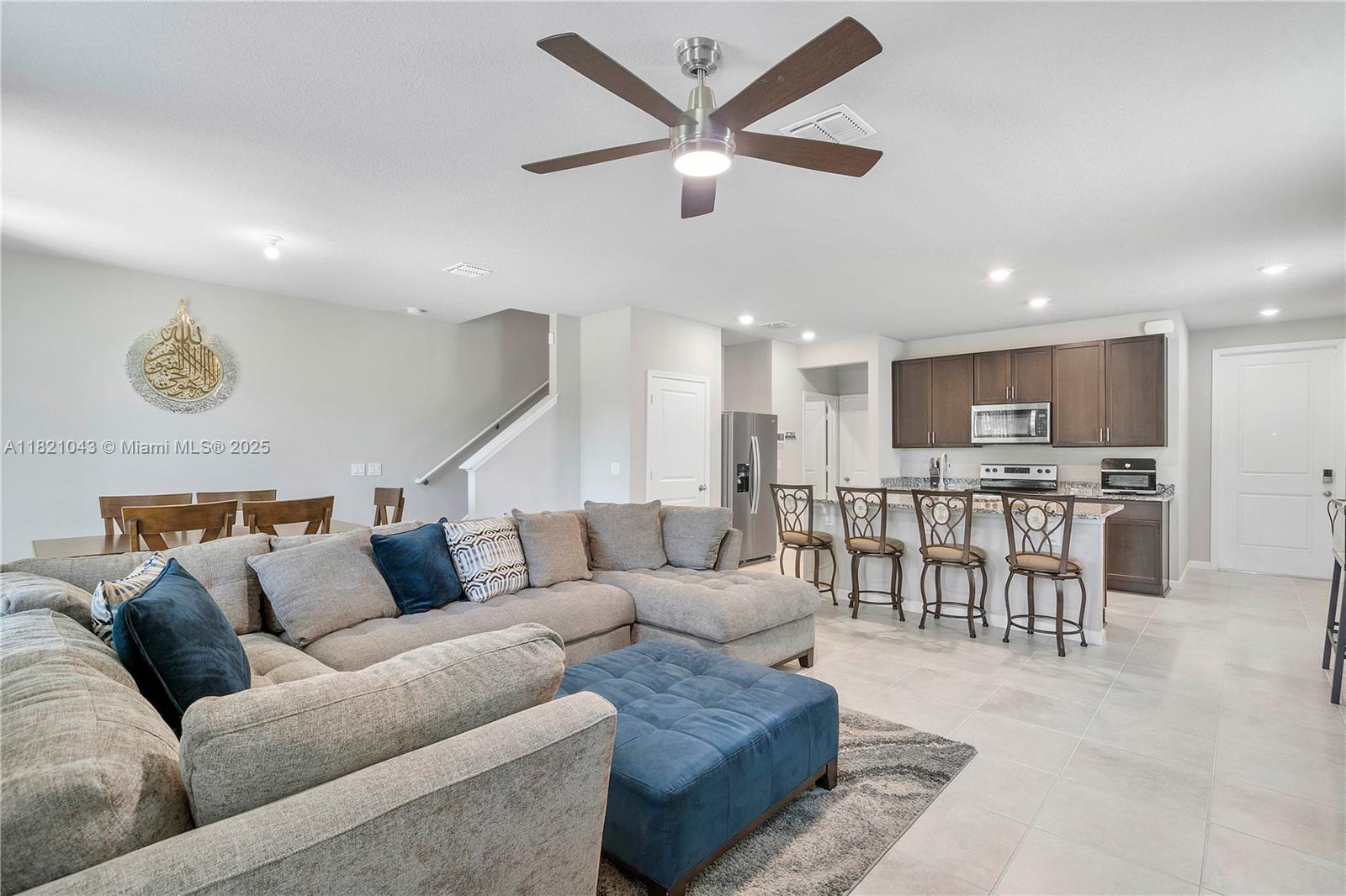 ENCLAVE AT MANGONIA PARK - Residential