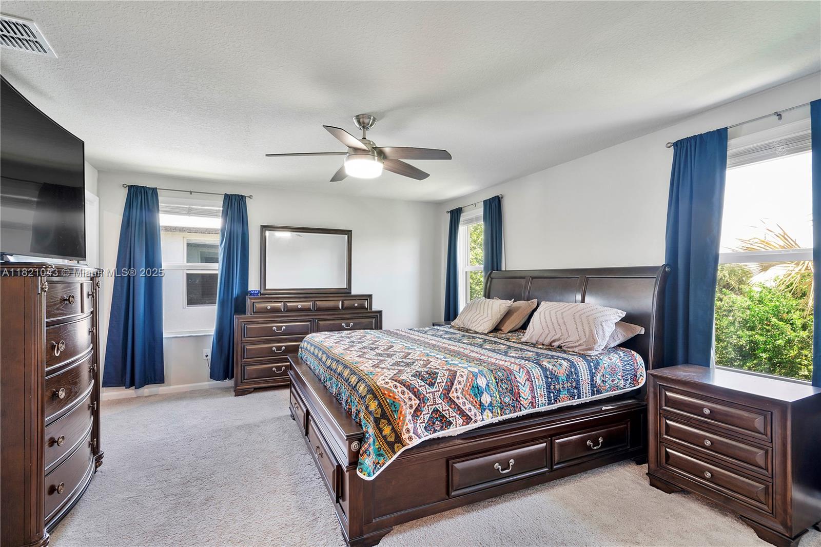 ENCLAVE AT MANGONIA PARK - Residential