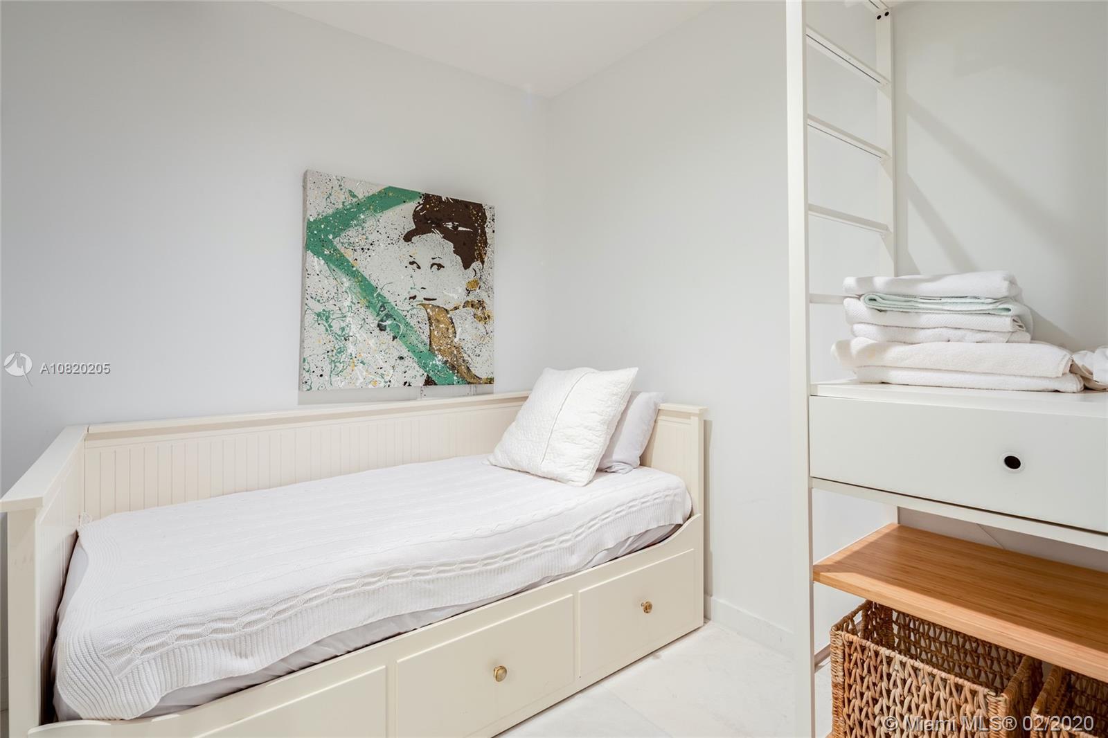 OCEANA BAL HARBOUR CONDO - Residential