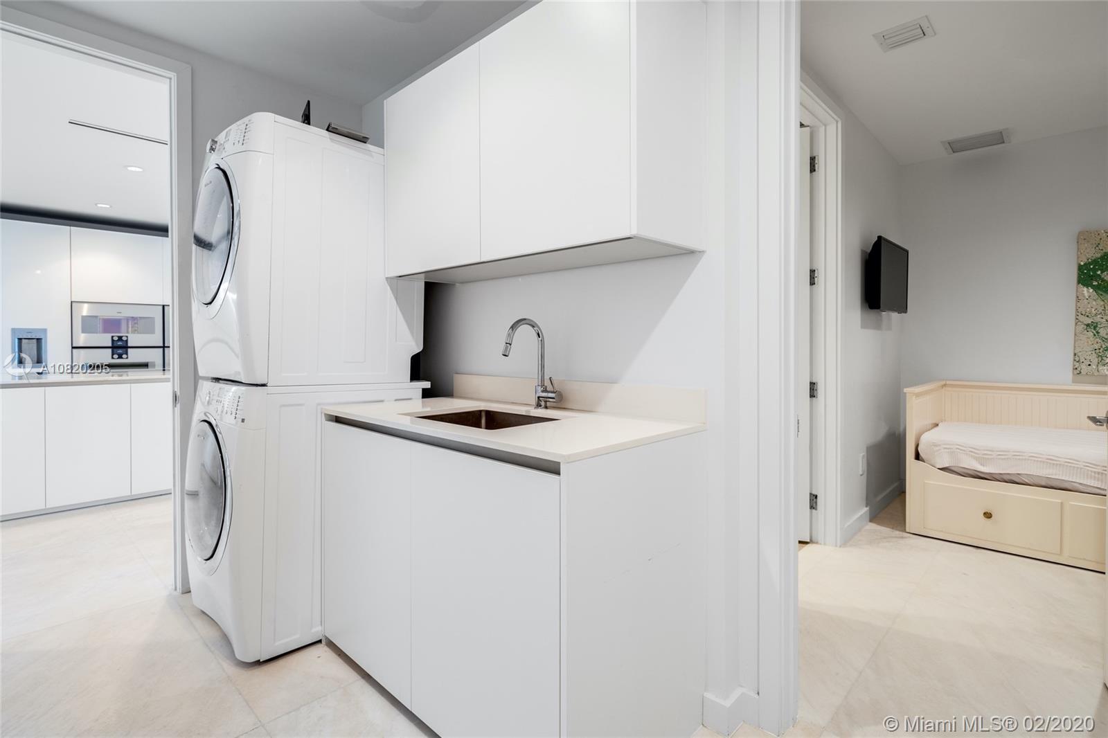 OCEANA BAL HARBOUR CONDO - Residential