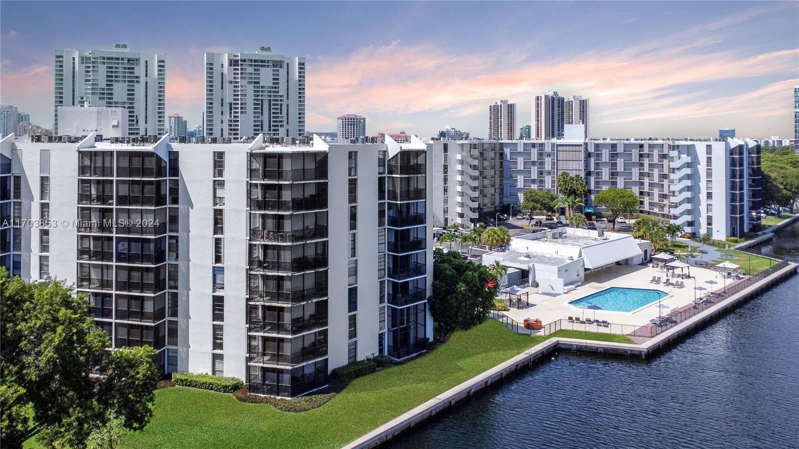 Property for Sale at 3475 N Country Club Dr 503, Aventura, Miami-Dade County, Florida - Bedrooms: 1 
Bathrooms: 2  - $219,000