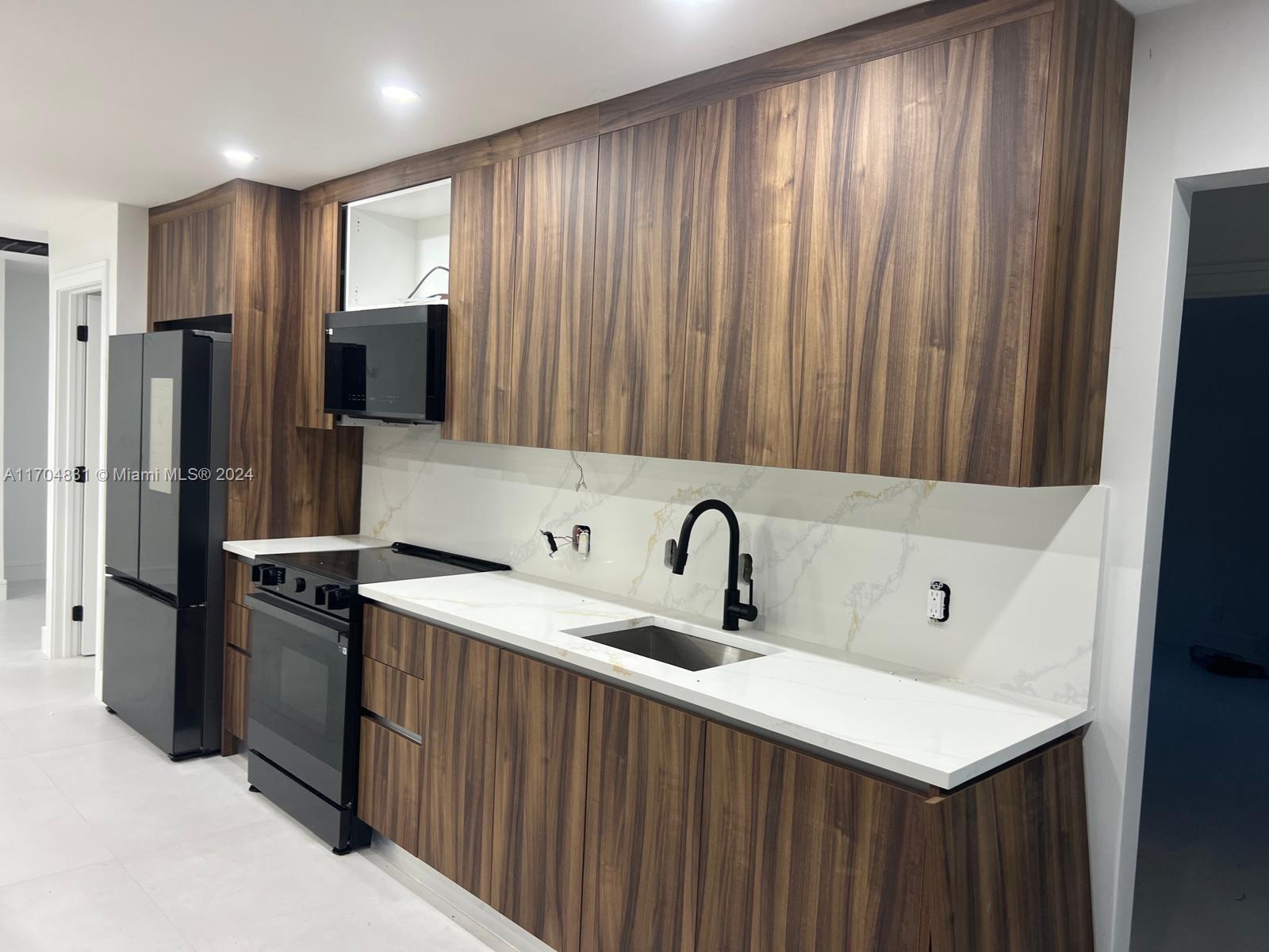 MONTOYA ESTATES UNIT 1 - Residential