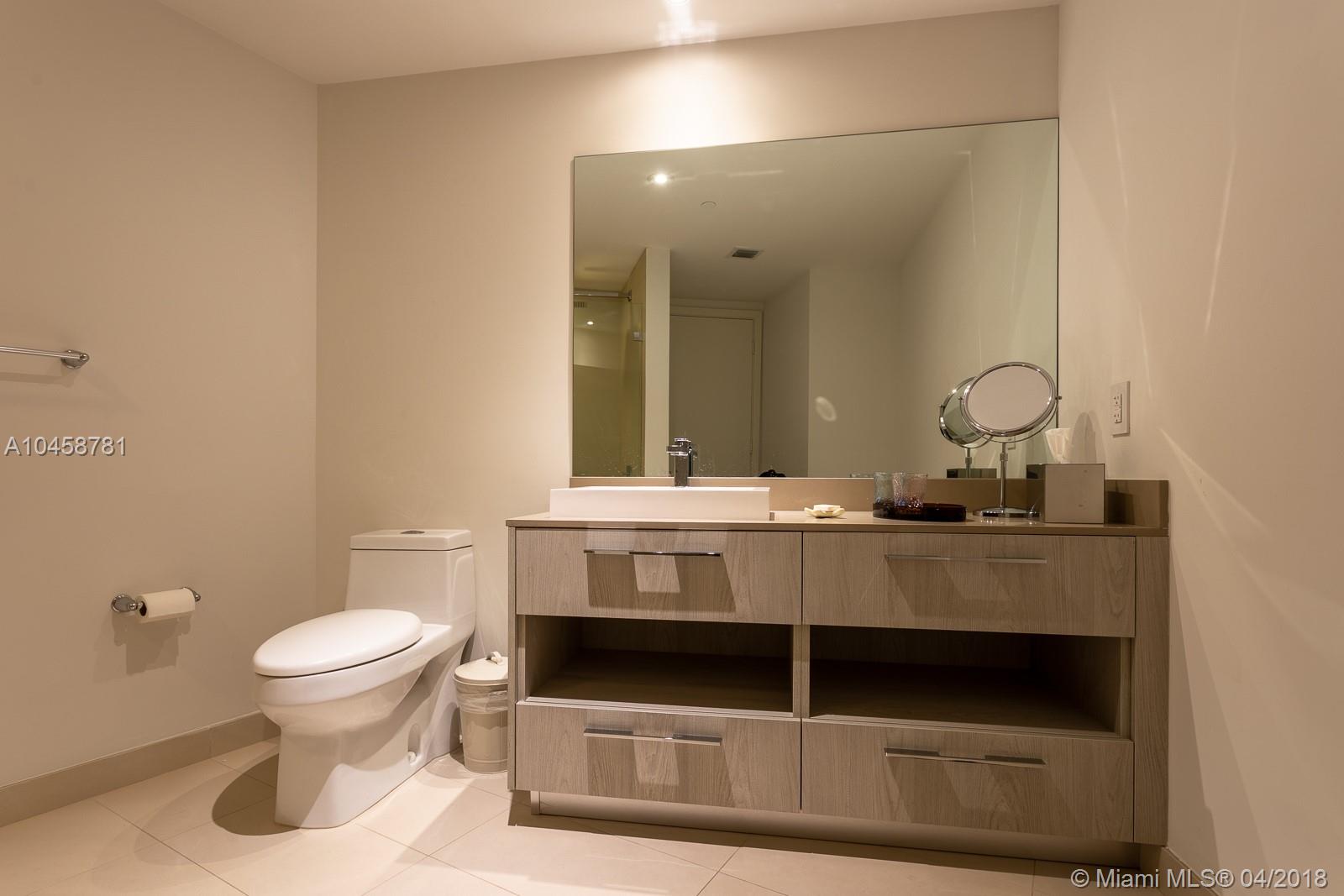 Hyde condo resort - Residential Lease