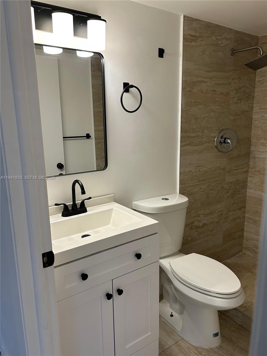 WINDING LAKE TWO AT - Residential Lease