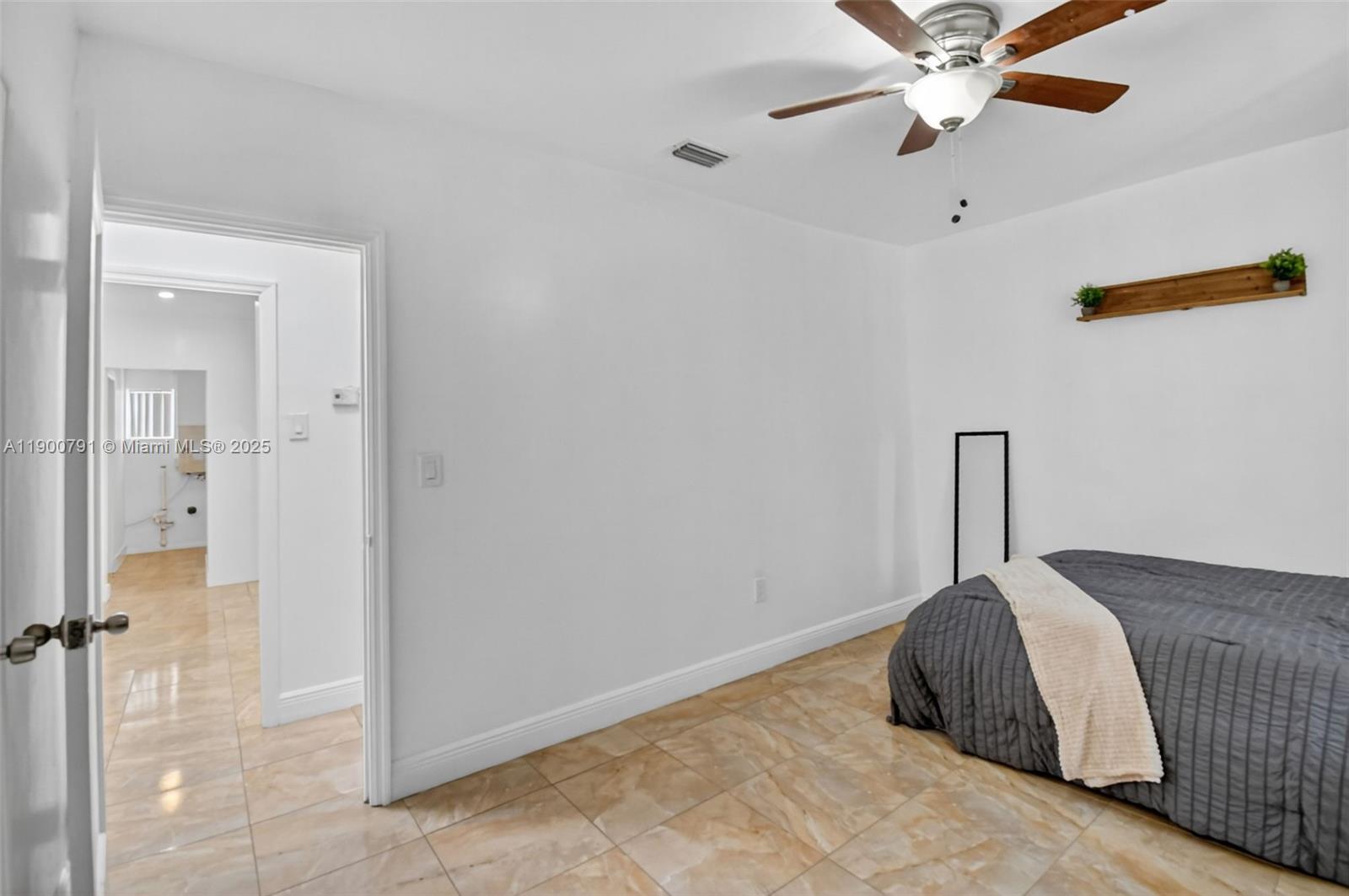 IRONS MANOR 5TH ADDN - Residential