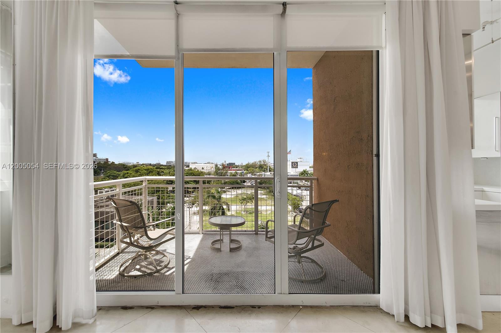 CITE CONDO - Residential Lease