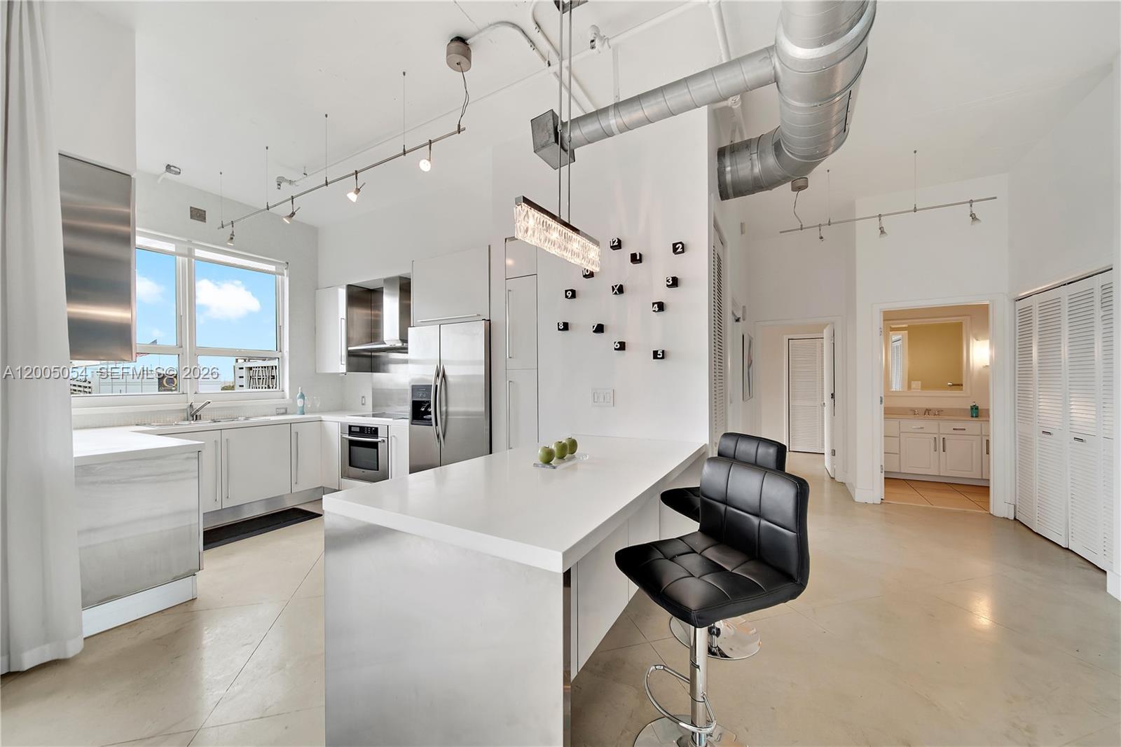 CITE CONDO - Residential Lease