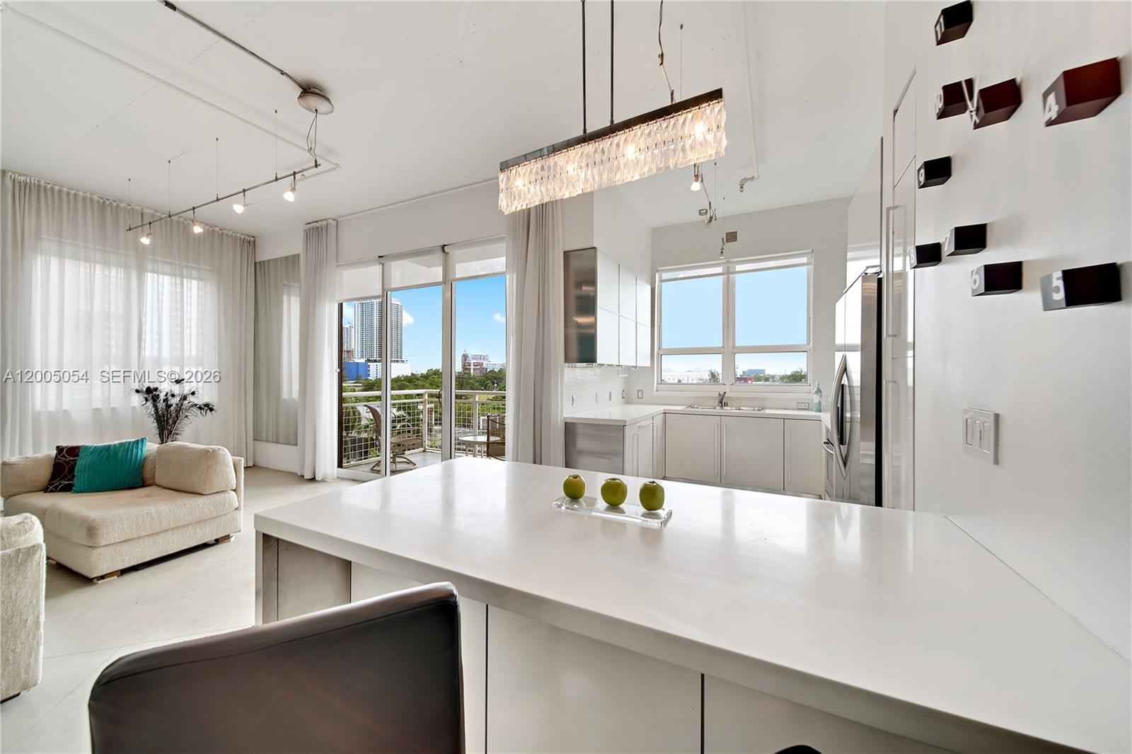 CITE CONDO - Residential Lease