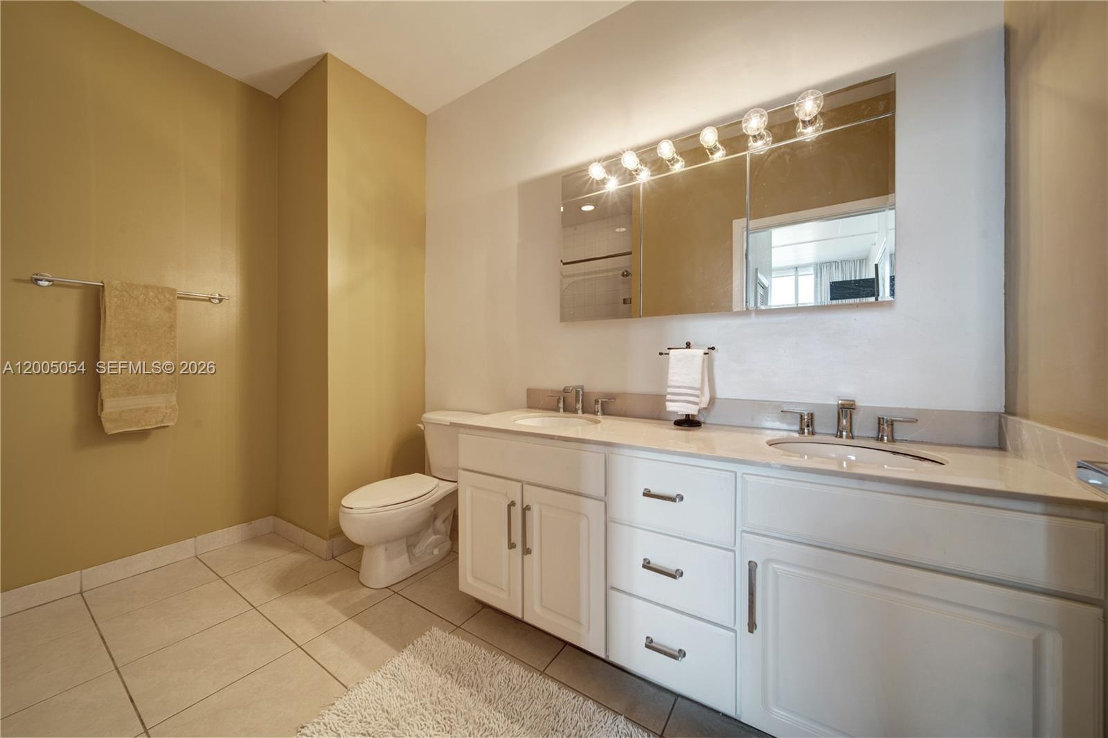 CITE CONDO - Residential Lease