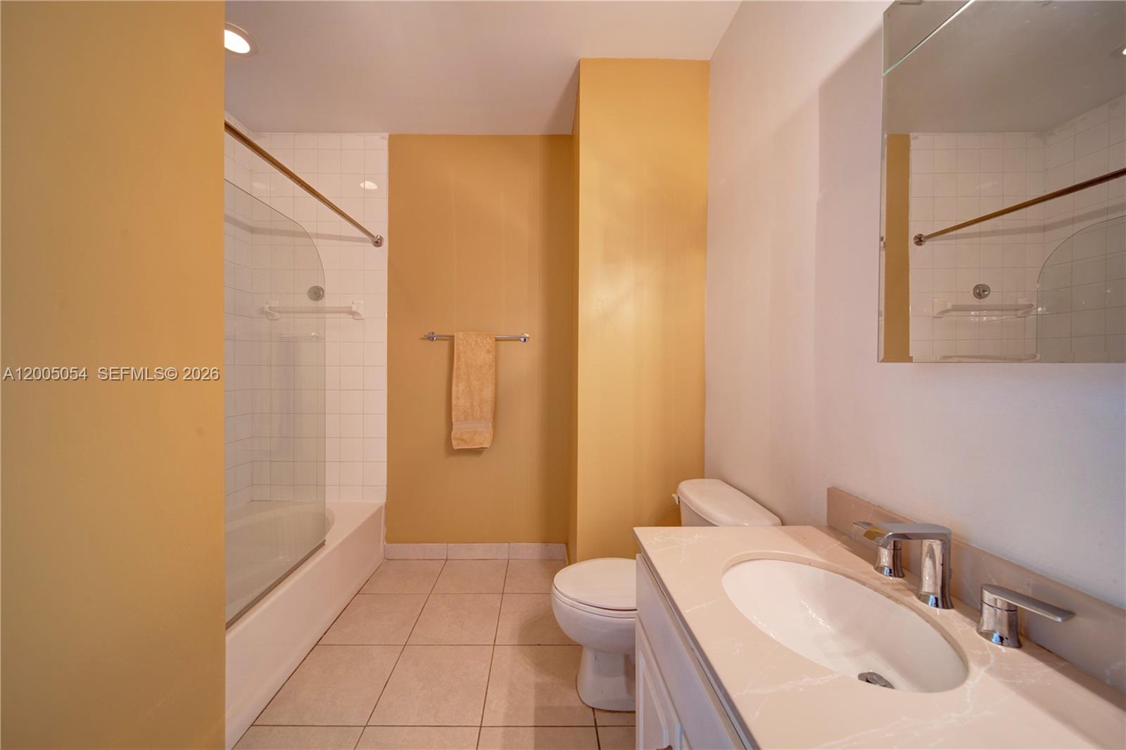 CITE CONDO - Residential Lease