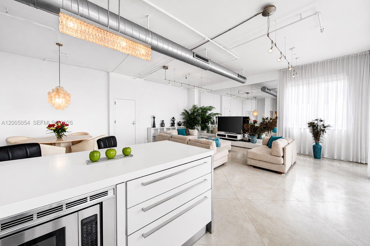 CITE CONDO - Residential Lease