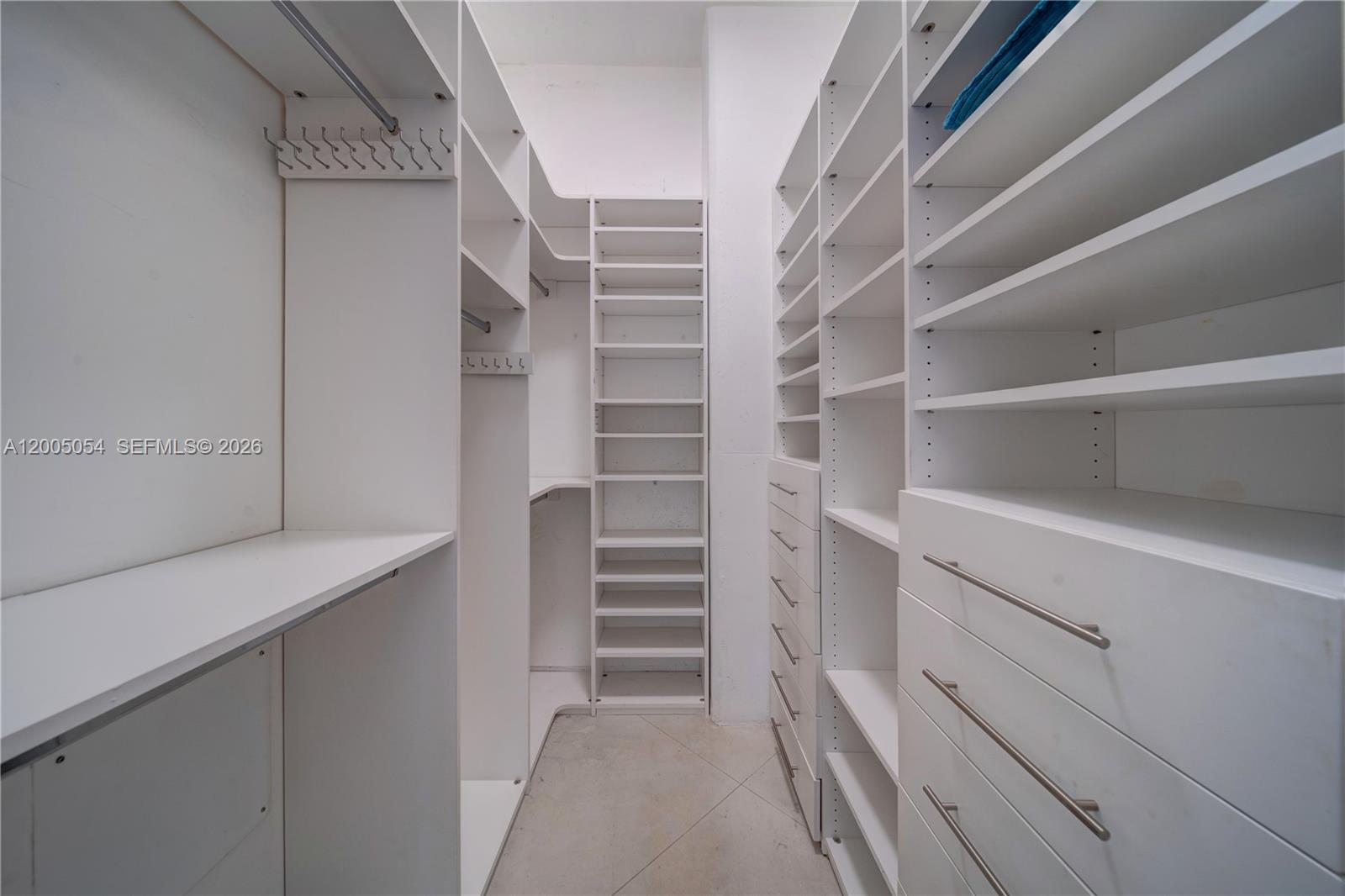 CITE CONDO - Residential Lease