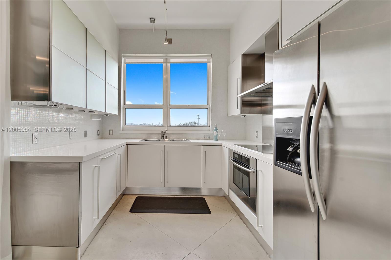 CITE CONDO - Residential Lease