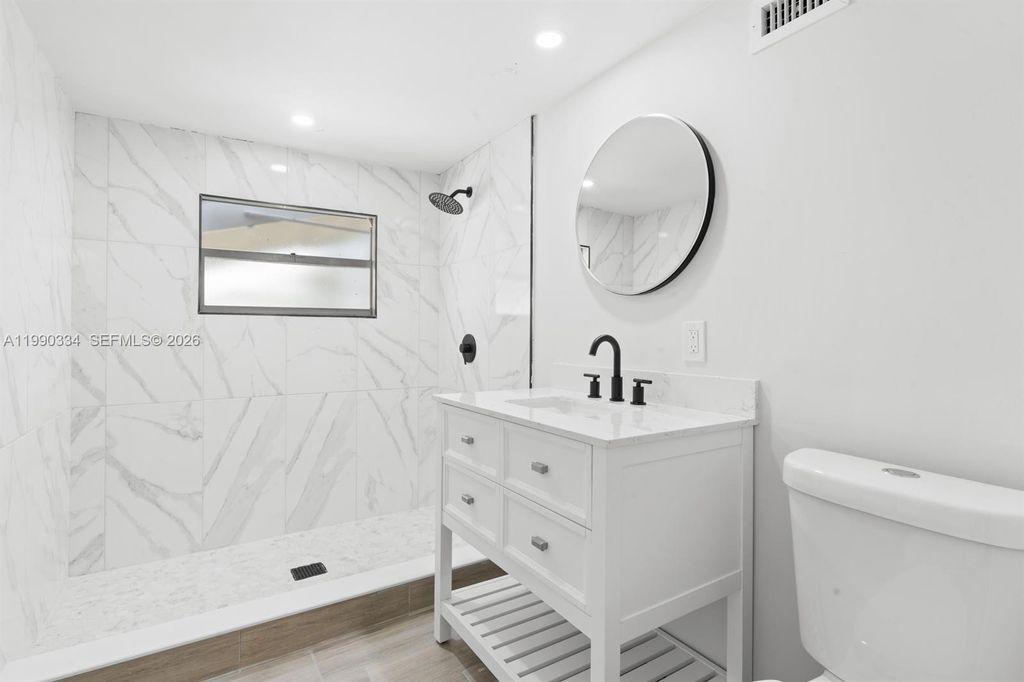 Photo of 812 32nd St, West Palm Beach, FL 33407 (MLS # A11990334)