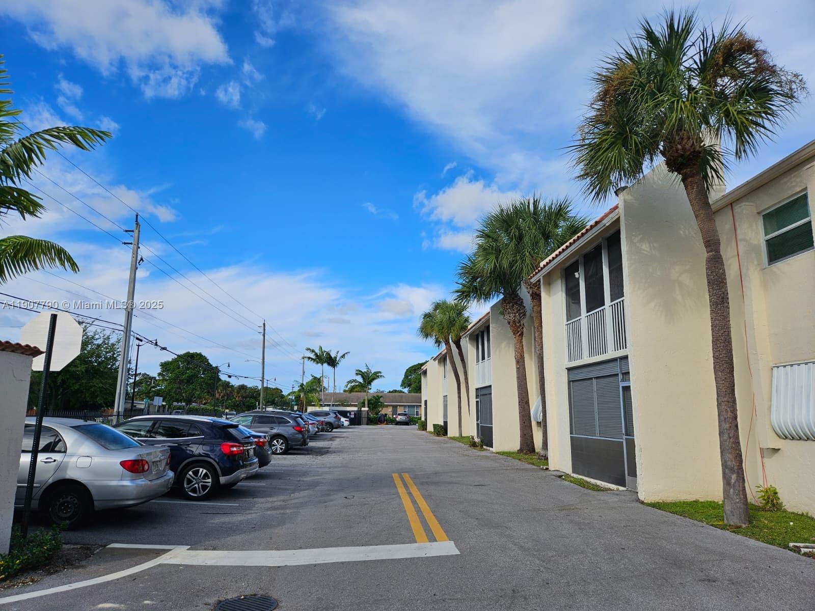 DEERFIELD PINES CONDO - Residential