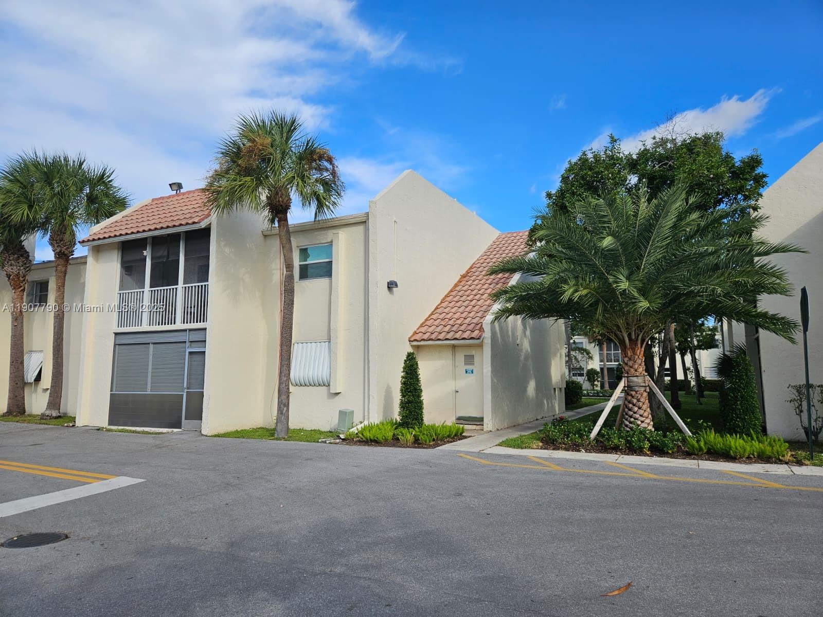 DEERFIELD PINES CONDO - Residential