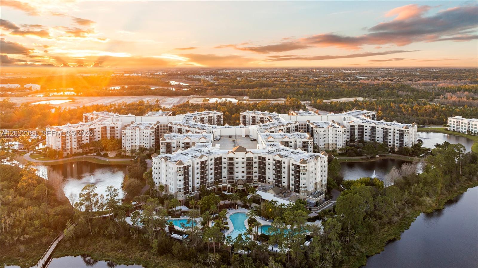 14501 Grove Resort 1304