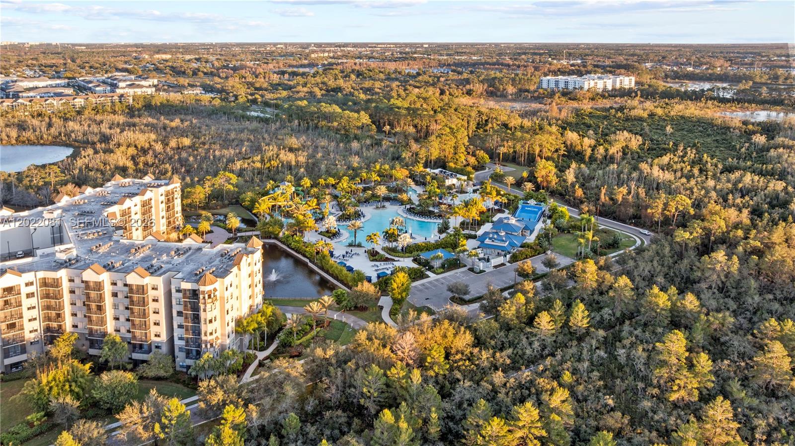 14501 Grove Resort 1304