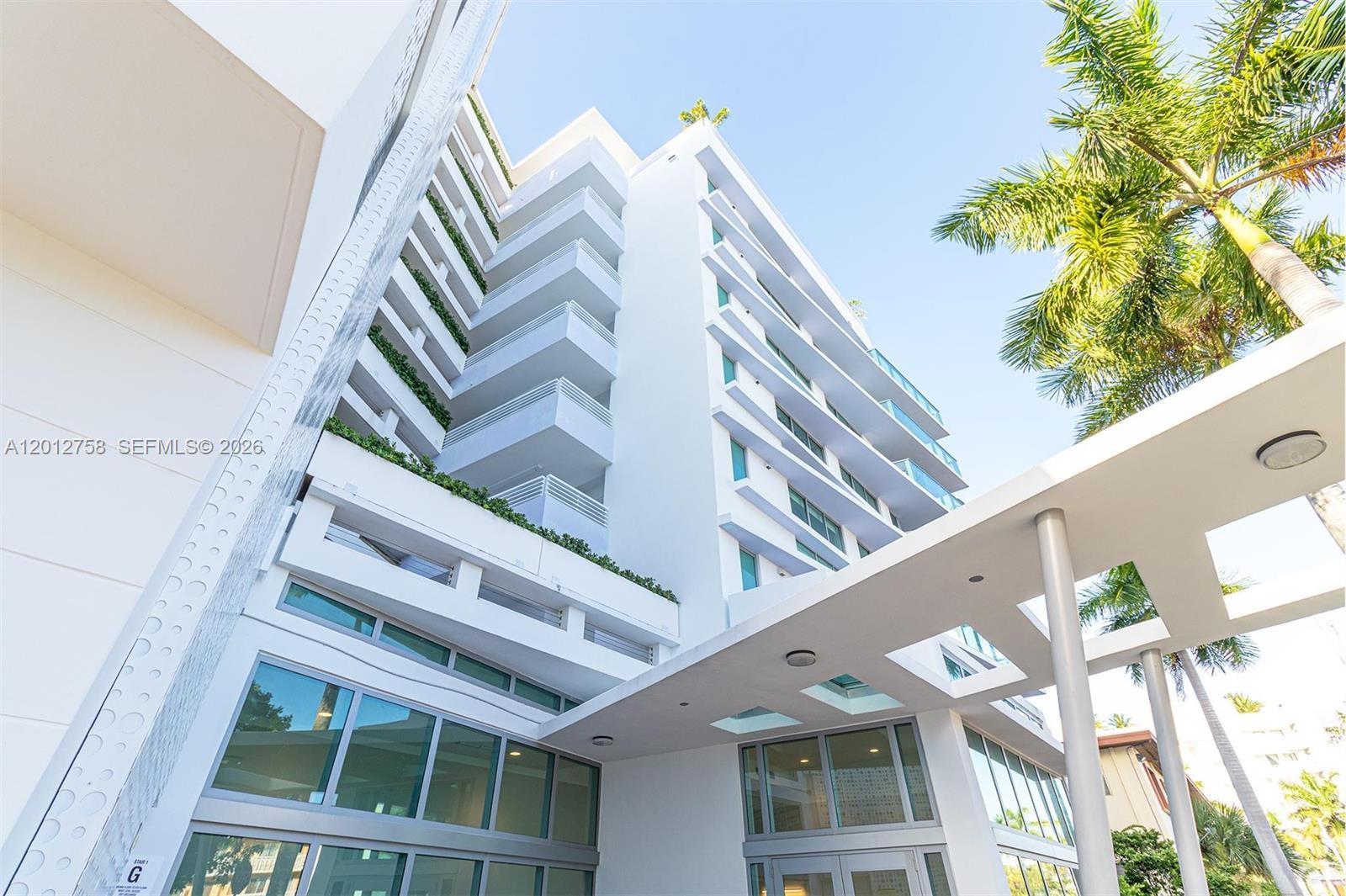 THE PALMS - Residential