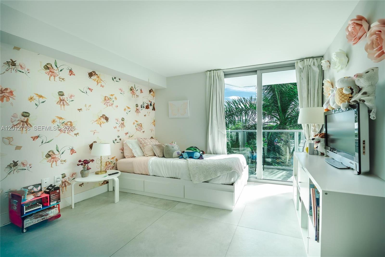 THE PALMS - Residential