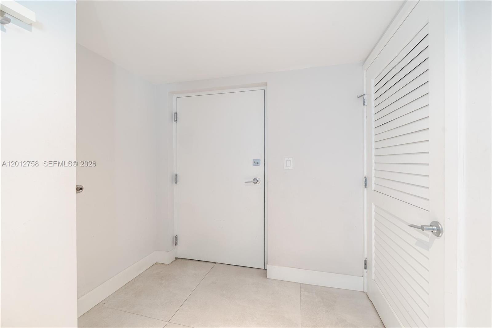 THE PALMS - Residential